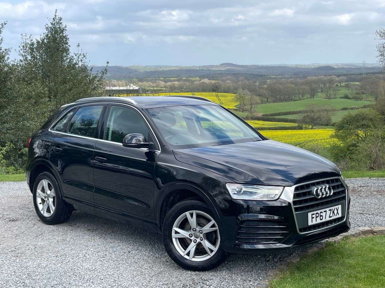 A 2017 AUDI Q3 1.4 TFSI CoD Sport SUV 5dr Petrol S Tronic Euro 6 (s/s) (150 ps) A 2017 AUDI Q3 1.4 TFSI CoD Sport SUV 5dr Petrol S Tronic Euro 6 (s/s) (150 ps)