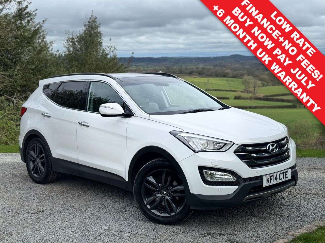 A 2014 HYUNDAI SANTA FE 2.2 CRDi Premium SE SUV 5dr Diesel Auto 4WD Euro 5 (7 seat) (194 bhp) A 2014 HYUNDAI SANTA FE 2.2 CRDi Premium SE SUV 5dr Diesel Auto 4WD Euro 5 (7 seat) (194 bhp)