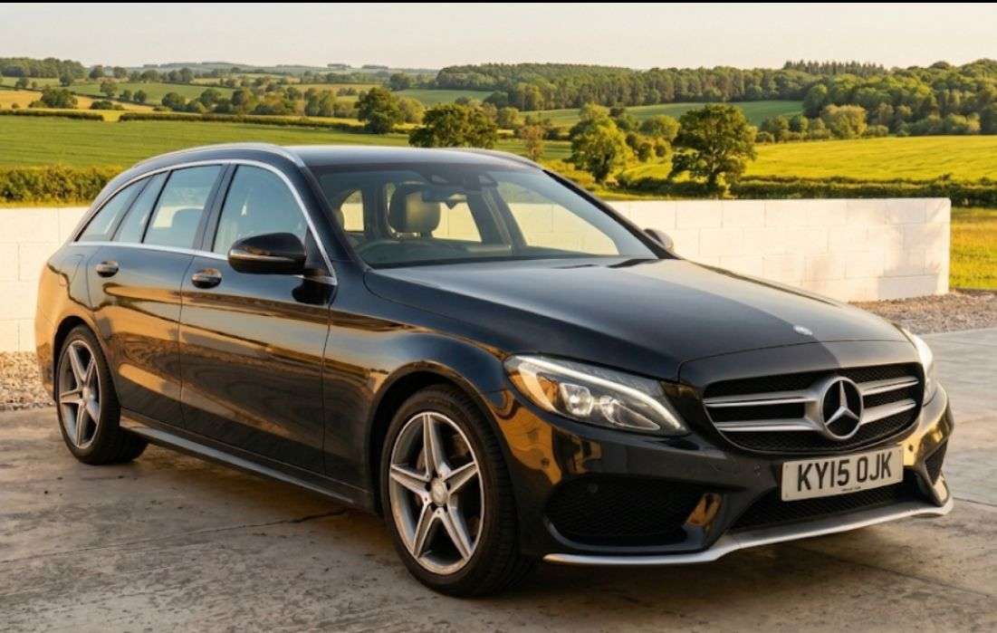 A 2015 MERCEDES-BENZ C-CLASS 2.1 C250 BlueTEC AMG Line Estate 5dr Diesel G-Tronic+ Euro 6 (s/s) (204 ps) A 2015 MERCEDES-BENZ C-CLASS 2.1 C250 BlueTEC AMG Line Estate 5dr Diesel G-Tronic+ Euro 6 (s/s) (204 ps)