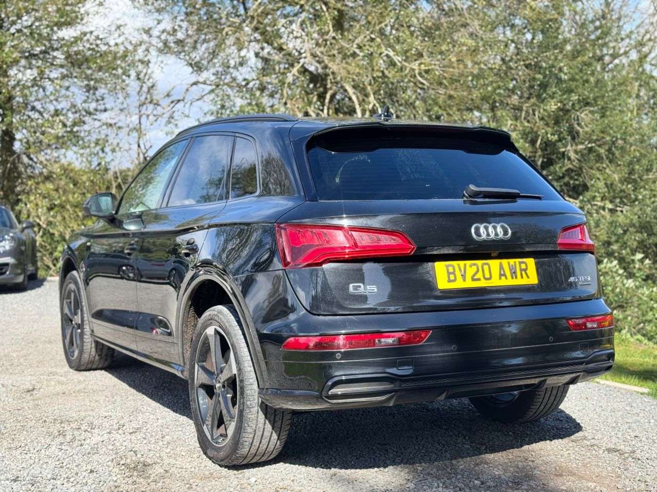 A 2020 AUDI Q5 2.0 TFSI 45 Black Edition SUV 5dr Petrol S Tronic quattro Euro 6 (s/s) (245 A 2020 AUDI Q5 2.0 TFSI 45 Black Edition SUV 5dr Petrol S Tronic quattro Euro 6 (s/s) (245