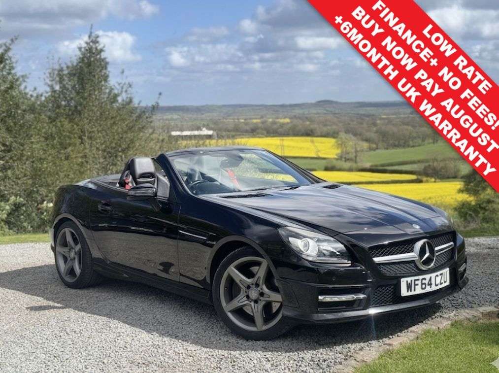 A 2014 MERCEDES-BENZ SLK 1.8 SLK200 AMG Sport Convertible 2dr Petrol G-Tronic+ Euro 5 (s/s) (184 ps) A 2014 MERCEDES-BENZ SLK 1.8 SLK200 AMG Sport Convertible 2dr Petrol G-Tronic+ Euro 5 (s/s) (184 ps)