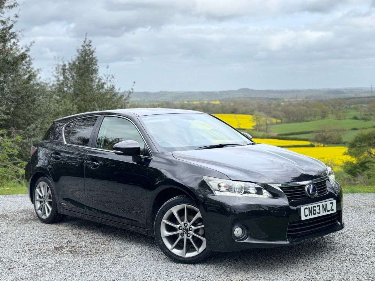 A 2013 LEXUS CT 1.8 200h Advance Hatchback 5dr Petrol Hybrid CVT Euro 5 (s/s) (136 ps) A 2013 LEXUS CT 1.8 200h Advance Hatchback 5dr Petrol Hybrid CVT Euro 5 (s/s) (136 ps)
