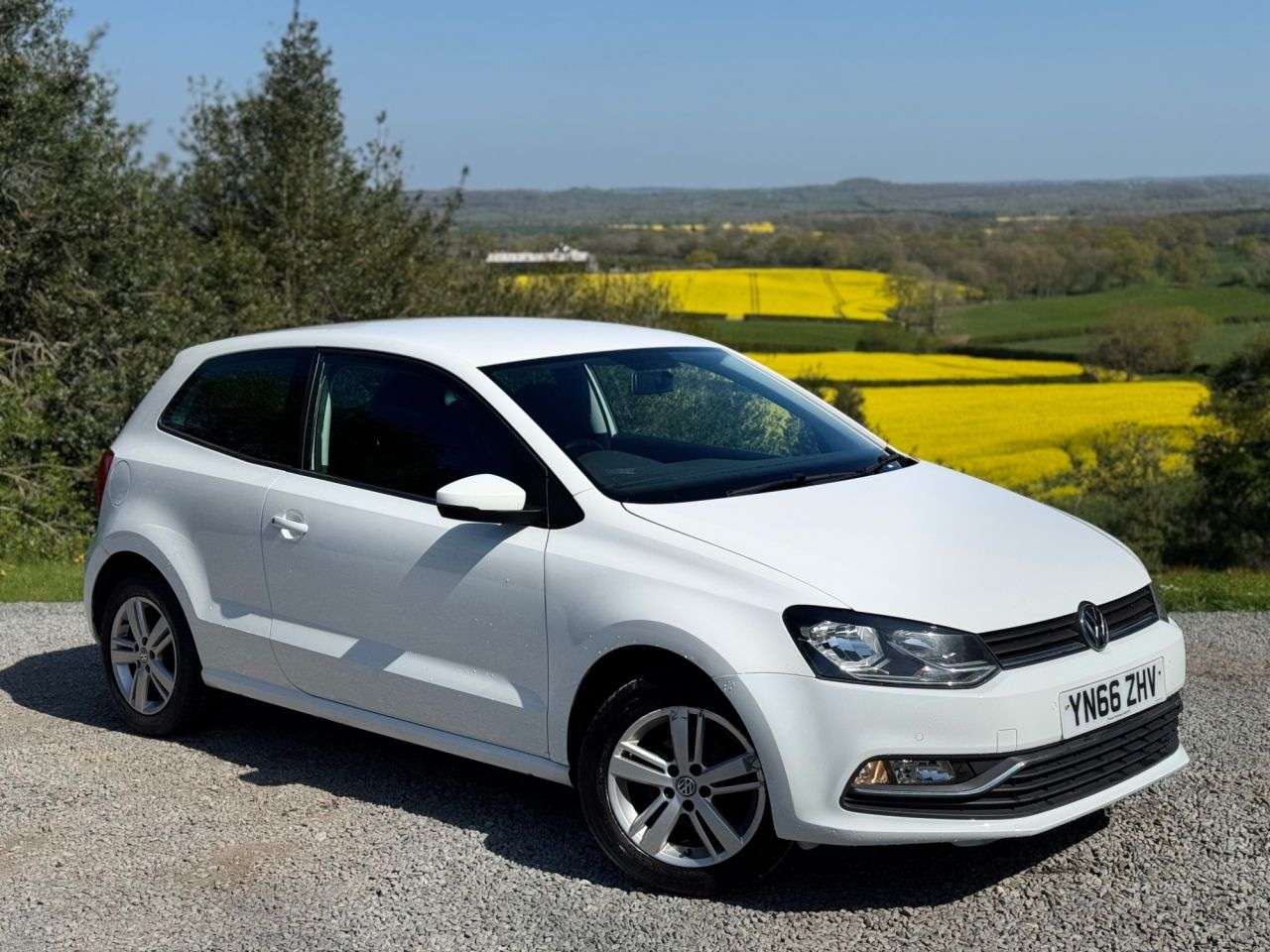 A 2016 VOLKSWAGEN POLO 1.2 TSI BlueMotion Tech Match Hatchback 3dr Petrol Manual Euro 6 (s/s) (90 A 2016 VOLKSWAGEN POLO 1.2 TSI BlueMotion Tech Match Hatchback 3dr Petrol Manual Euro 6 (s/s) (90