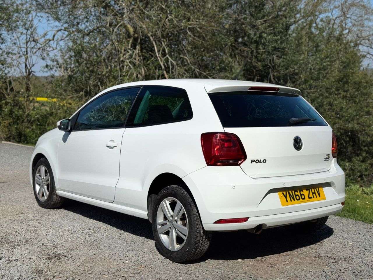A 2016 VOLKSWAGEN POLO 1.2 TSI BlueMotion Tech Match Hatchback 3dr Petrol Manual Euro 6 (s/s) (90 A 2016 VOLKSWAGEN POLO 1.2 TSI BlueMotion Tech Match Hatchback 3dr Petrol Manual Euro 6 (s/s) (90