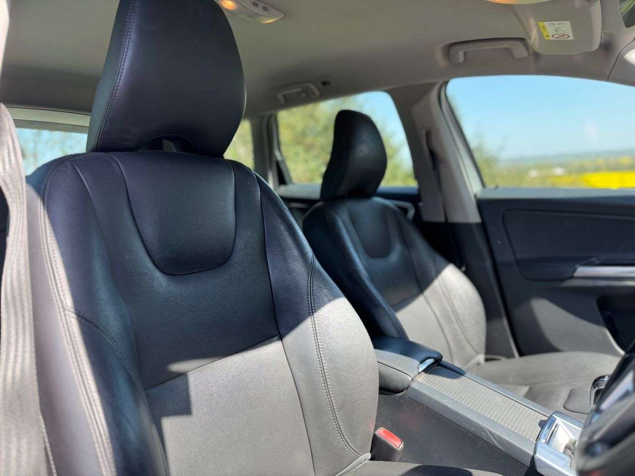 2014 VOLVO XC60 2014 VOLVO XC60