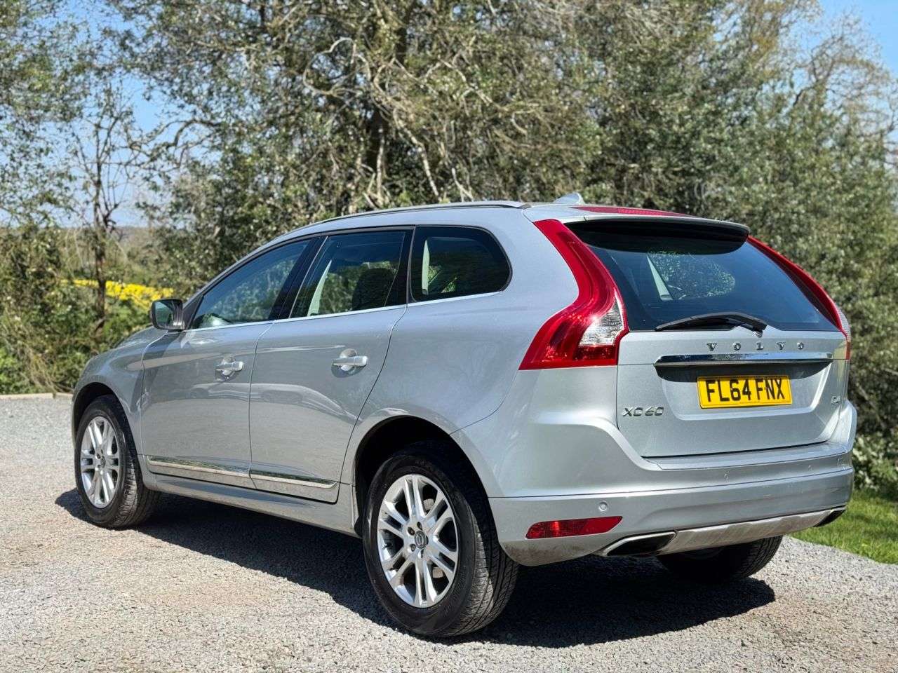 A 2014 VOLVO XC60 2.0 D4 SE Lux Nav SUV 5dr Diesel Manual Euro 6 (s/s) (181 ps) A 2014 VOLVO XC60 2.0 D4 SE Lux Nav SUV 5dr Diesel Manual Euro 6 (s/s) (181 ps)