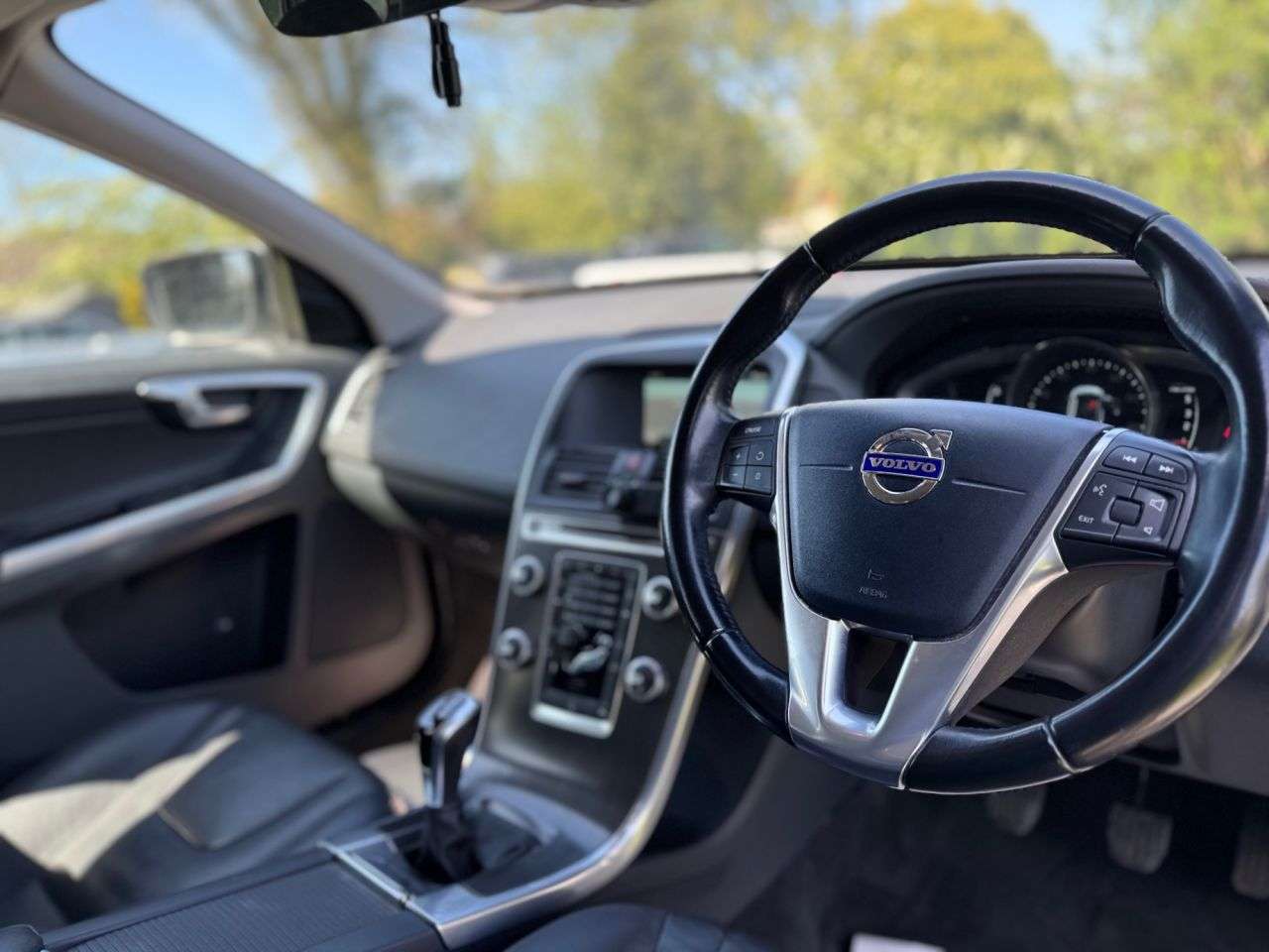 2014 VOLVO XC60 2014 VOLVO XC60