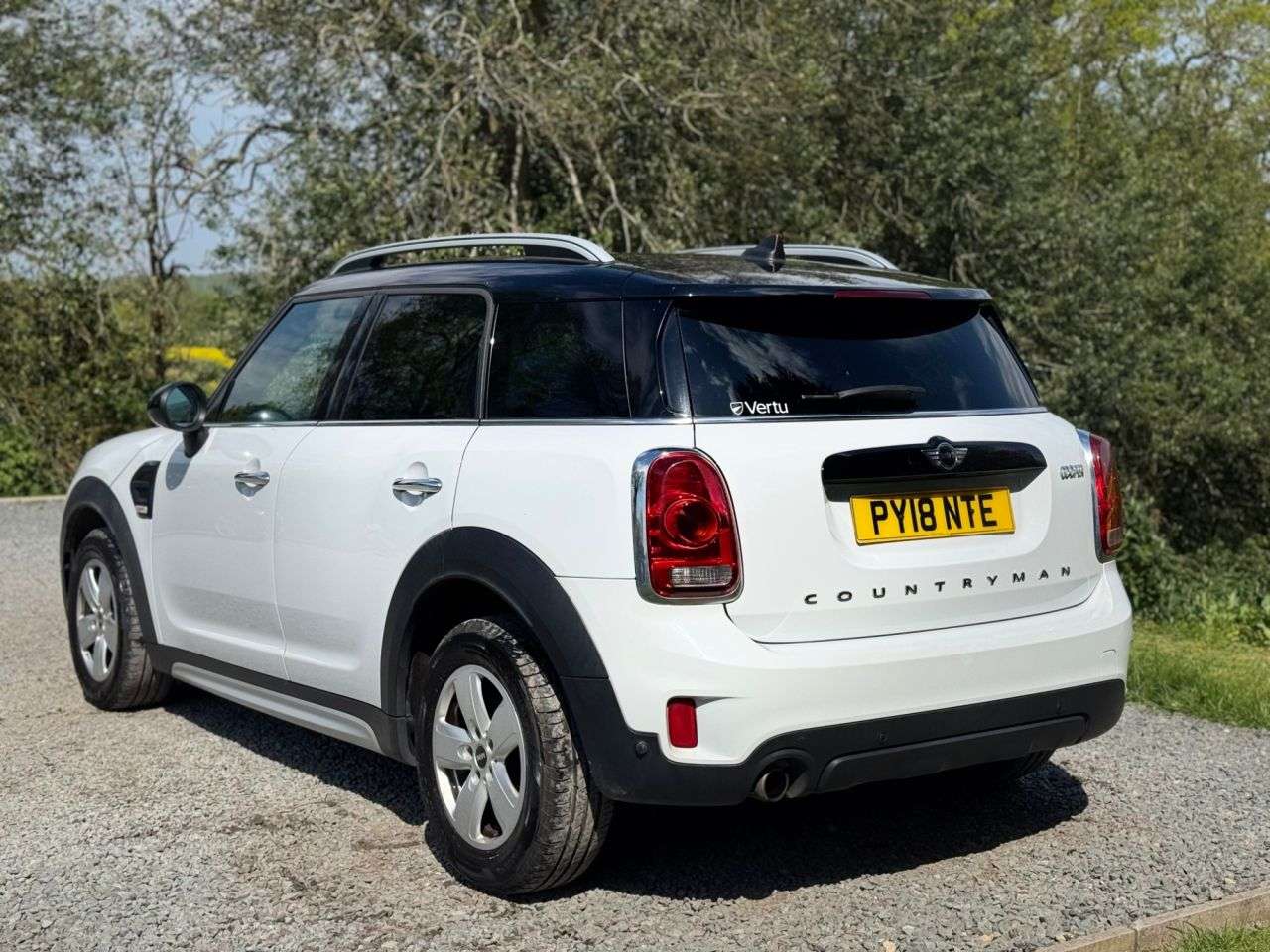 A 2018 MINI COUNTRYMAN 1.5 Cooper SUV 5dr Petrol Manual Euro 6 (s/s) (136 ps) A 2018 MINI COUNTRYMAN 1.5 Cooper SUV 5dr Petrol Manual Euro 6 (s/s) (136 ps)