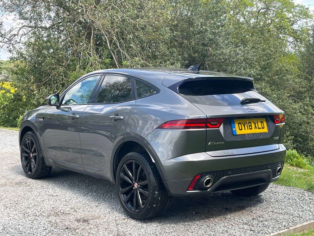 A 2018 JAGUAR E-PACE 2.0 P300 R-Dynamic HSE SUV 5dr Petrol Auto AWD Euro 6 (s/s) (300 ps) A 2018 JAGUAR E-PACE 2.0 P300 R-Dynamic HSE SUV 5dr Petrol Auto AWD Euro 6 (s/s) (300 ps)