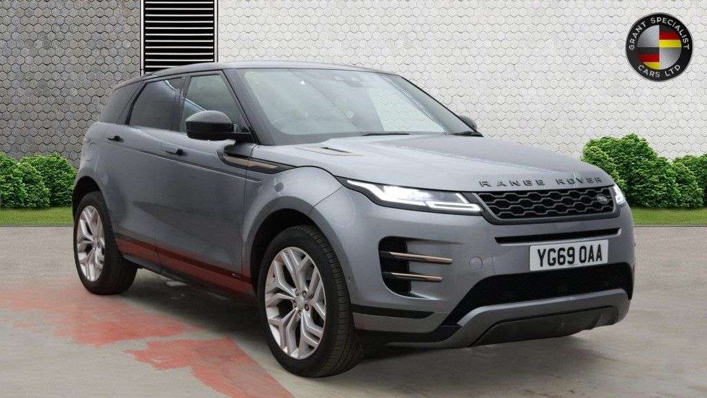 A 2019 LAND ROVER RANGE ROVER EVOQUE 2.0 D180 R-Dynamic SE SUV 5dr Diesel Auto 4WD Euro 6 (s/s) (180 ps) A 2019 LAND ROVER RANGE ROVER EVOQUE 2.0 D180 R-Dynamic SE SUV 5dr Diesel Auto 4WD Euro 6 (s/s) (180 ps)