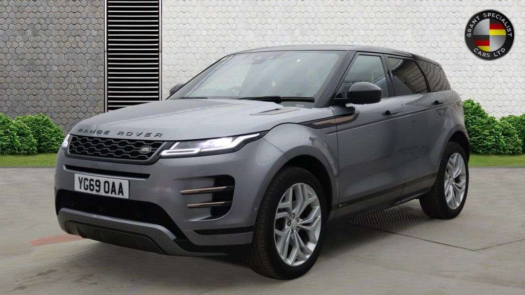 A 2019 LAND ROVER RANGE ROVER EVOQUE 2.0 D180 R-Dynamic SE SUV 5dr Diesel Auto 4WD Euro 6 (s/s) (180 ps) A 2019 LAND ROVER RANGE ROVER EVOQUE 2.0 D180 R-Dynamic SE SUV 5dr Diesel Auto 4WD Euro 6 (s/s) (180 ps)