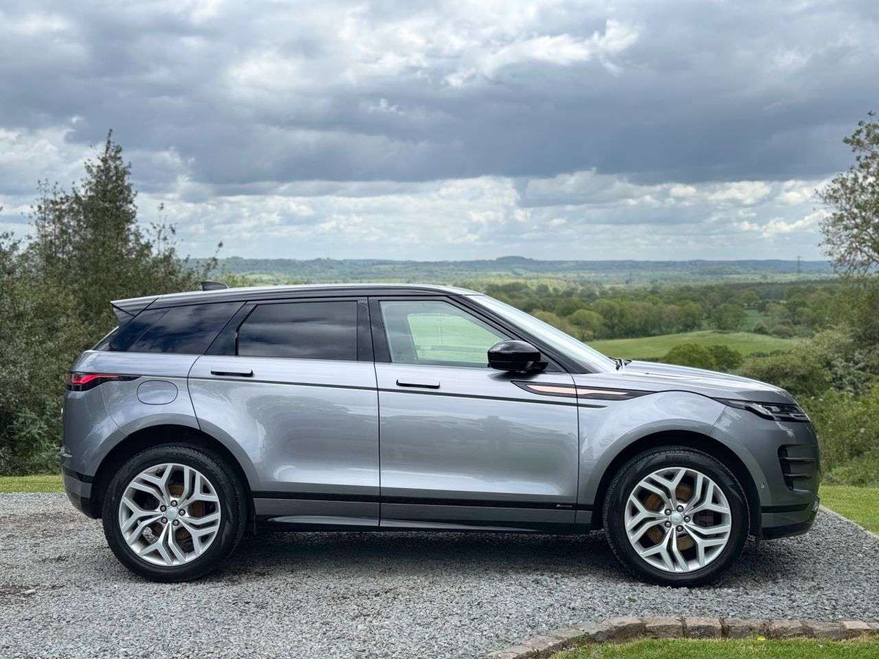 2019 LAND ROVER RANGE ROVER EVOQUE 2019 LAND ROVER RANGE ROVER EVOQUE