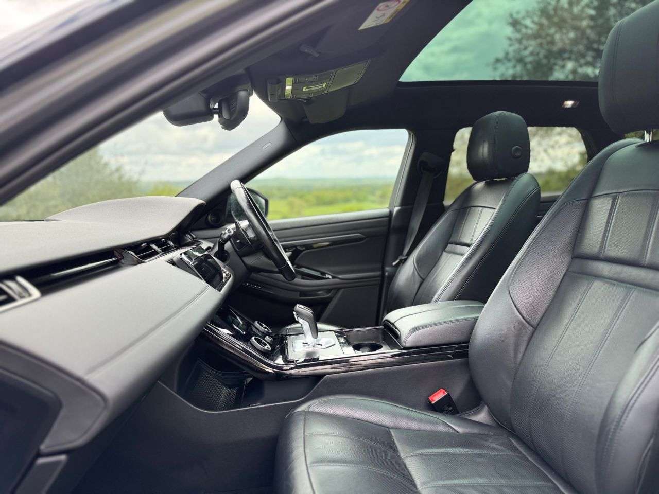 2019 LAND ROVER RANGE ROVER EVOQUE 2019 LAND ROVER RANGE ROVER EVOQUE