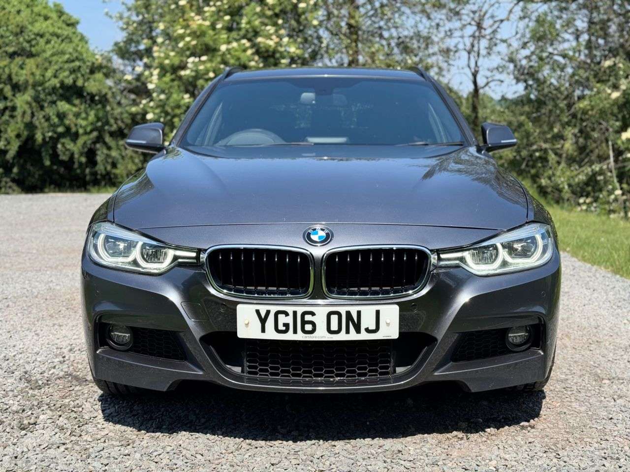 A 2016 BMW 3 SERIES 2.0 320d M Sport Touring 5dr Diesel Auto xDrive Euro 6 (s/s) (190 ps) A 2016 BMW 3 SERIES 2.0 320d M Sport Touring 5dr Diesel Auto xDrive Euro 6 (s/s) (190 ps)