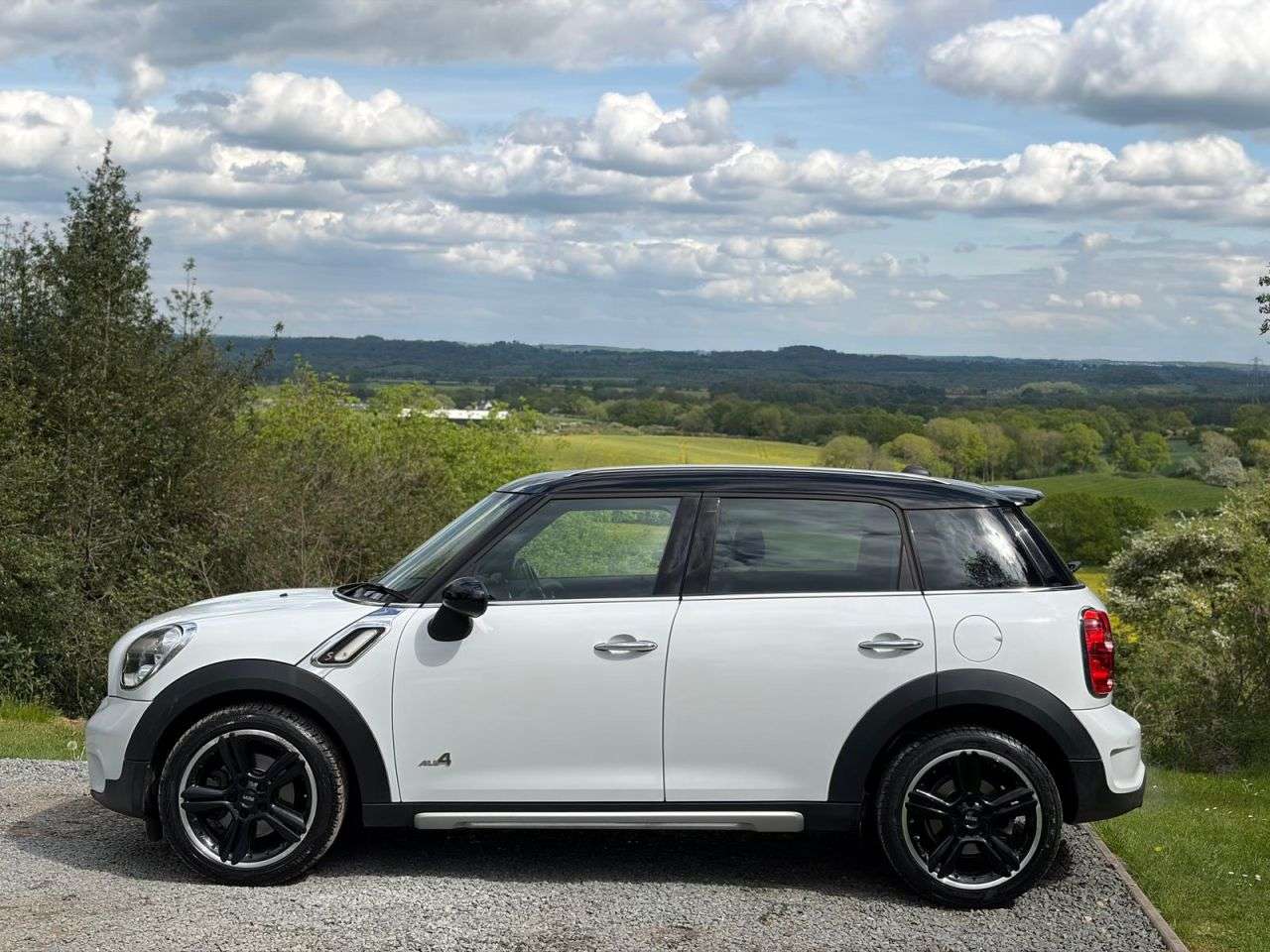 2016 MINI COUNTRYMAN 2016 MINI COUNTRYMAN