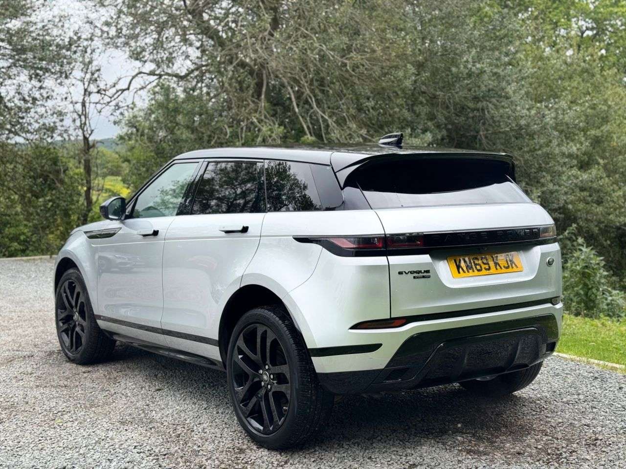 2019 LAND ROVER RANGE ROVER EVOQUE 2019 LAND ROVER RANGE ROVER EVOQUE