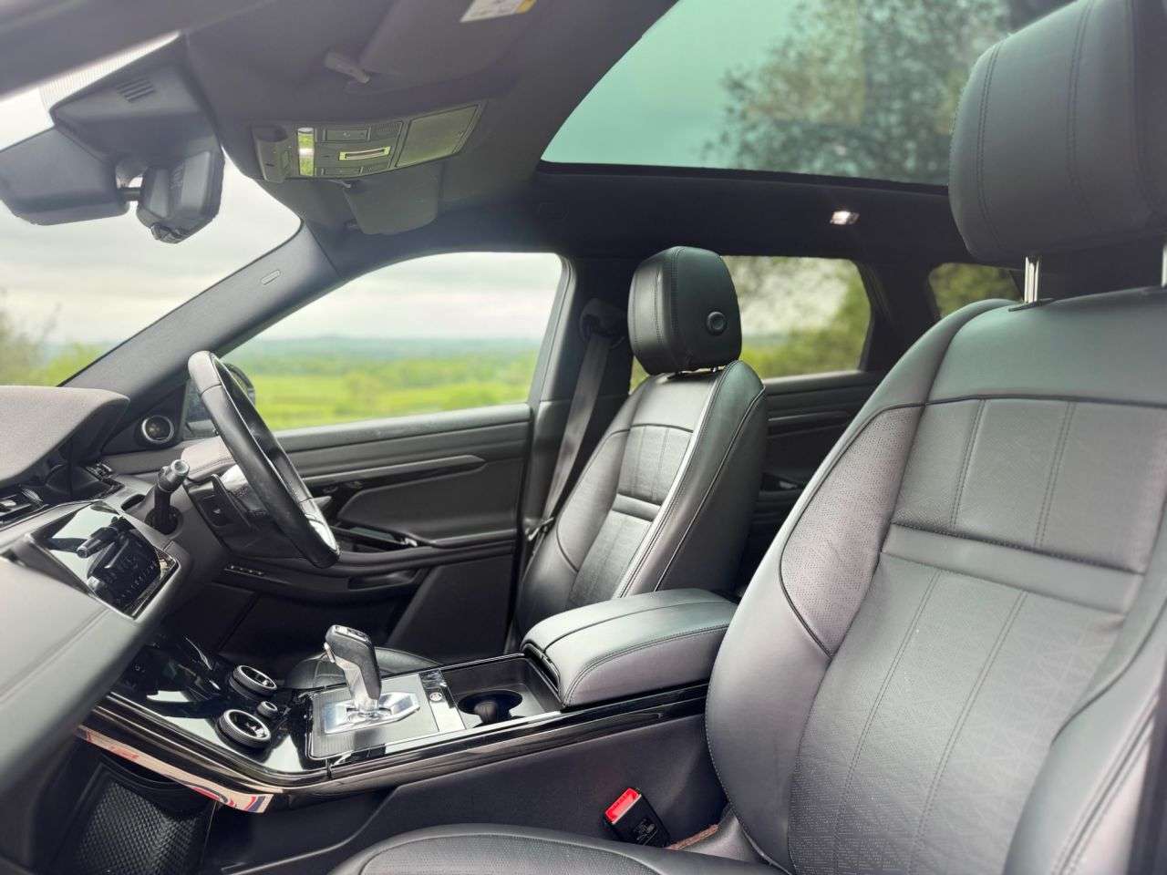 2019 LAND ROVER RANGE ROVER EVOQUE 2019 LAND ROVER RANGE ROVER EVOQUE