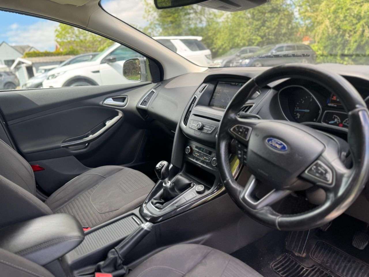 A 2015 FORD FOCUS 1.6 TDCi Titanium Hatchback 5dr Diesel Manual Euro 5 (s/s) (115 ps) A 2015 FORD FOCUS 1.6 TDCi Titanium Hatchback 5dr Diesel Manual Euro 5 (s/s) (115 ps)