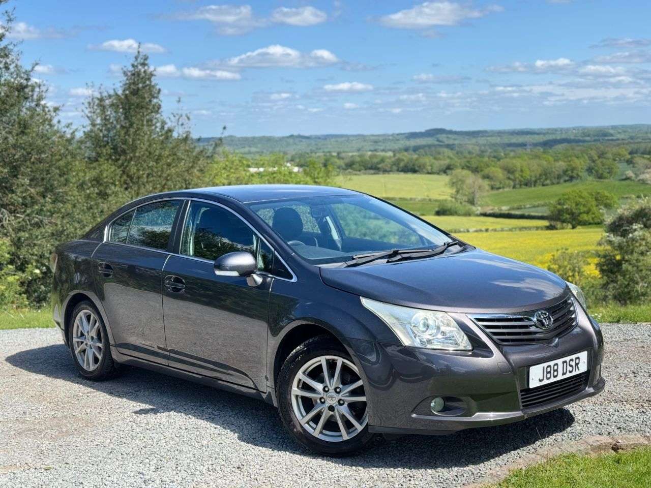 A 2011 TOYOTA AVENSIS 2.0 D-4D TR Saloon 4dr Diesel Manual Euro 5 (126 ps) A 2011 TOYOTA AVENSIS 2.0 D-4D TR Saloon 4dr Diesel Manual Euro 5 (126 ps)