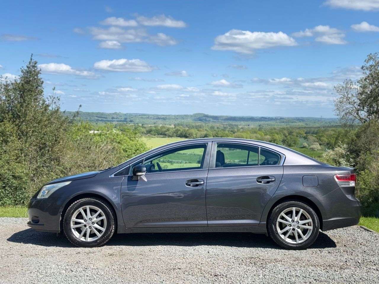 2011 TOYOTA AVENSIS 2011 TOYOTA AVENSIS