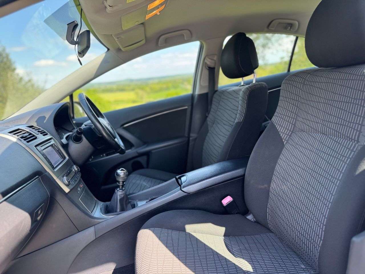2011 TOYOTA AVENSIS 2011 TOYOTA AVENSIS