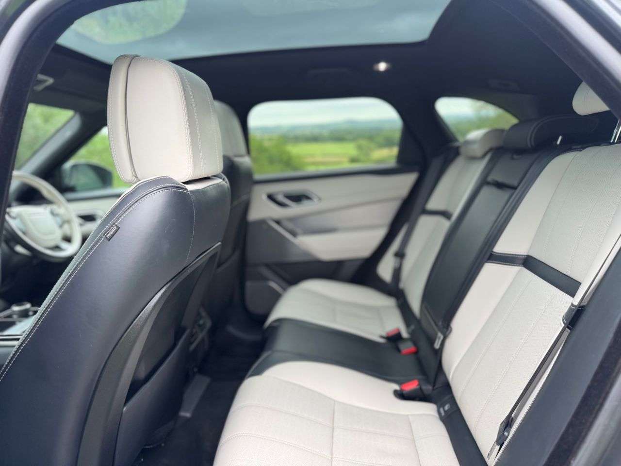 2018 LAND ROVER RANGE ROVER VELAR 2018 LAND ROVER RANGE ROVER VELAR