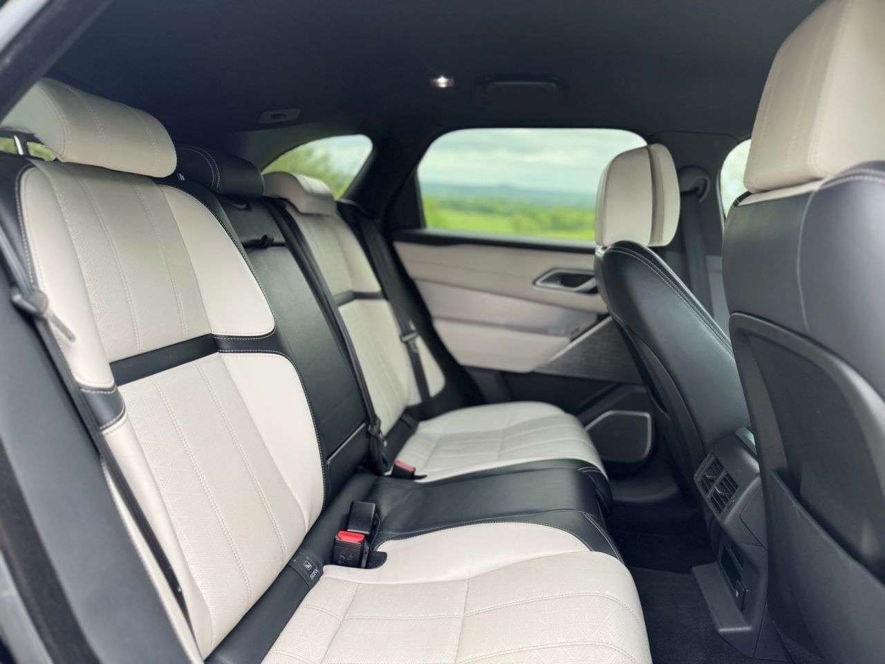 2018 LAND ROVER RANGE ROVER VELAR 2018 LAND ROVER RANGE ROVER VELAR