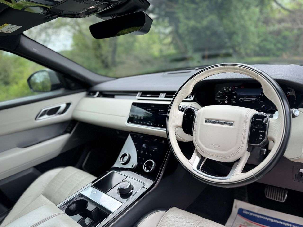 2018 LAND ROVER RANGE ROVER VELAR 2018 LAND ROVER RANGE ROVER VELAR
