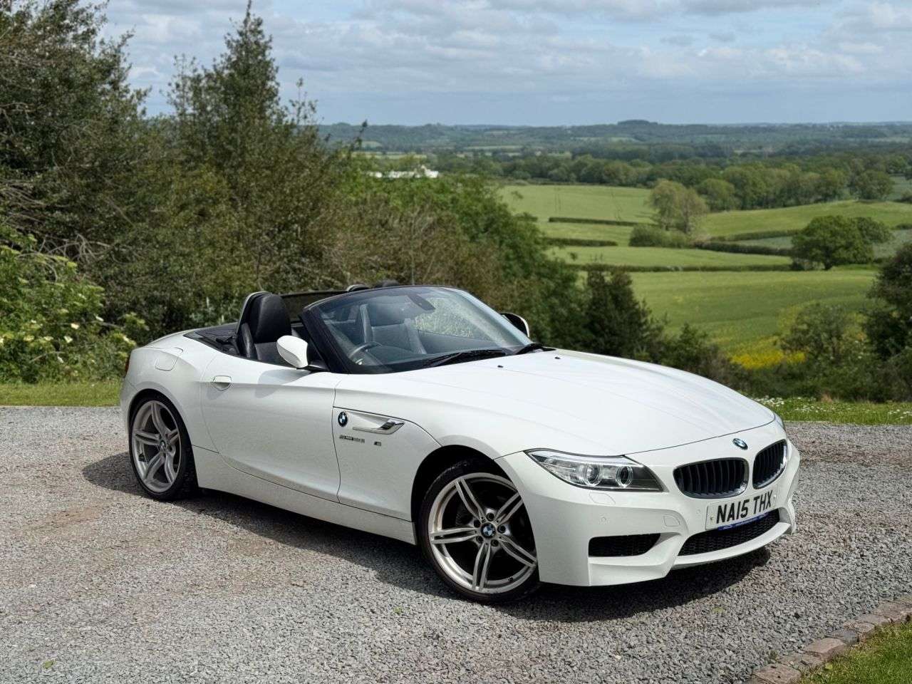 A 2015 BMW Z4 2.0 20i M Sport Convertible 2dr Petrol Auto sDrive Euro 6 (184 ps) A 2015 BMW Z4 2.0 20i M Sport Convertible 2dr Petrol Auto sDrive Euro 6 (184 ps)