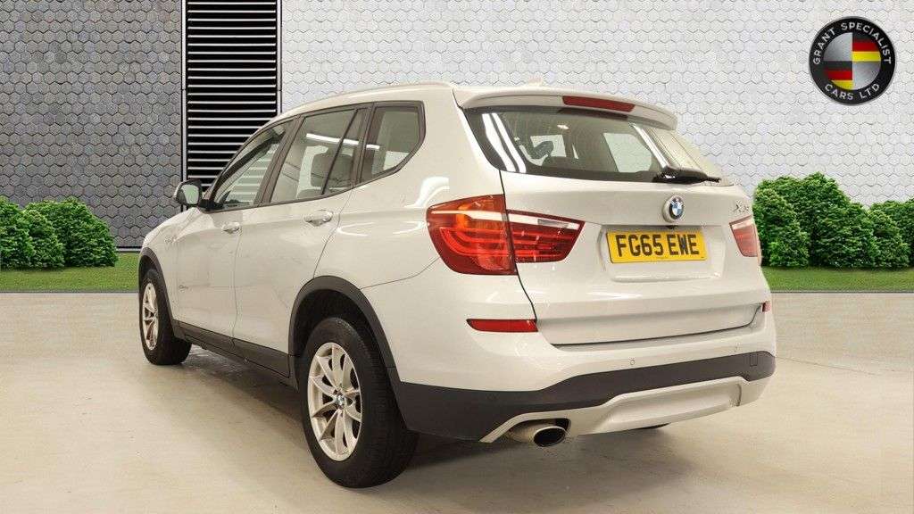 A 2015 BMW X3 2.0 20d SE SUV 5dr Diesel Auto xDrive Euro 6 (s/s) (190 ps) A 2015 BMW X3 2.0 20d SE SUV 5dr Diesel Auto xDrive Euro 6 (s/s) (190 ps)