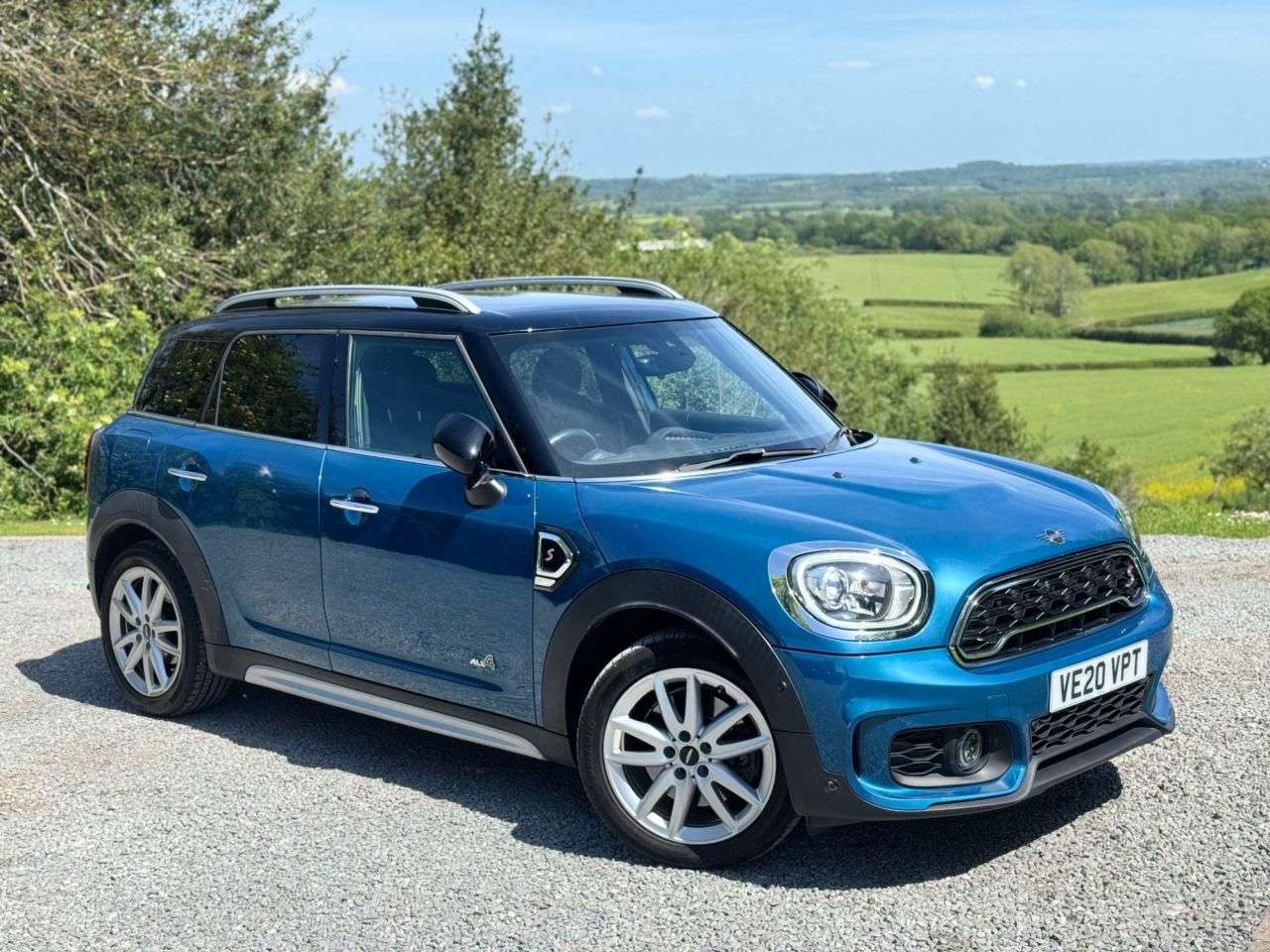 A 2020 MINI COUNTRYMAN 2.0 Cooper S Sport SUV 5dr Petrol Auto ALL4 Euro 6 (s/s) (192 ps) A 2020 MINI COUNTRYMAN 2.0 Cooper S Sport SUV 5dr Petrol Auto ALL4 Euro 6 (s/s) (192 ps)