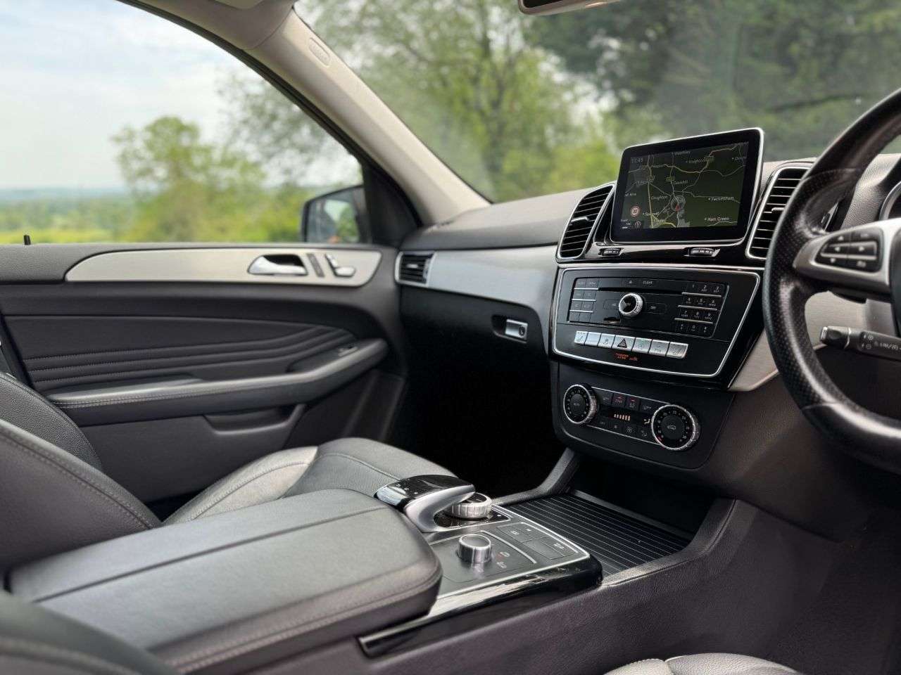 A 2015 MERCEDES-BENZ GLE 2.1 GLE250d AMG Line SUV 5dr Diesel G-Tronic 4MATIC Euro 6 (s/s) (204 ps) A 2015 MERCEDES-BENZ GLE 2.1 GLE250d AMG Line SUV 5dr Diesel G-Tronic 4MATIC Euro 6 (s/s) (204 ps)