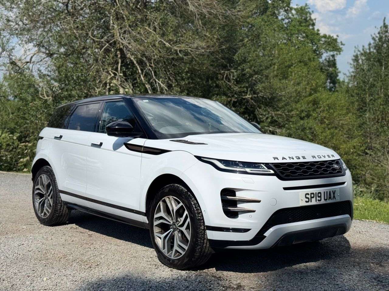 2019 LAND ROVER RANGE ROVER EVOQUE 2019 LAND ROVER RANGE ROVER EVOQUE