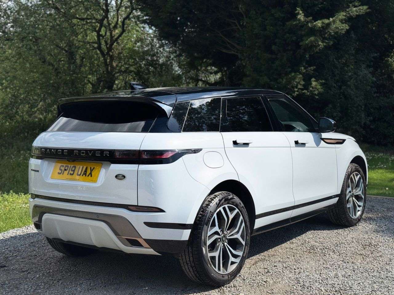 2019 LAND ROVER RANGE ROVER EVOQUE 2019 LAND ROVER RANGE ROVER EVOQUE