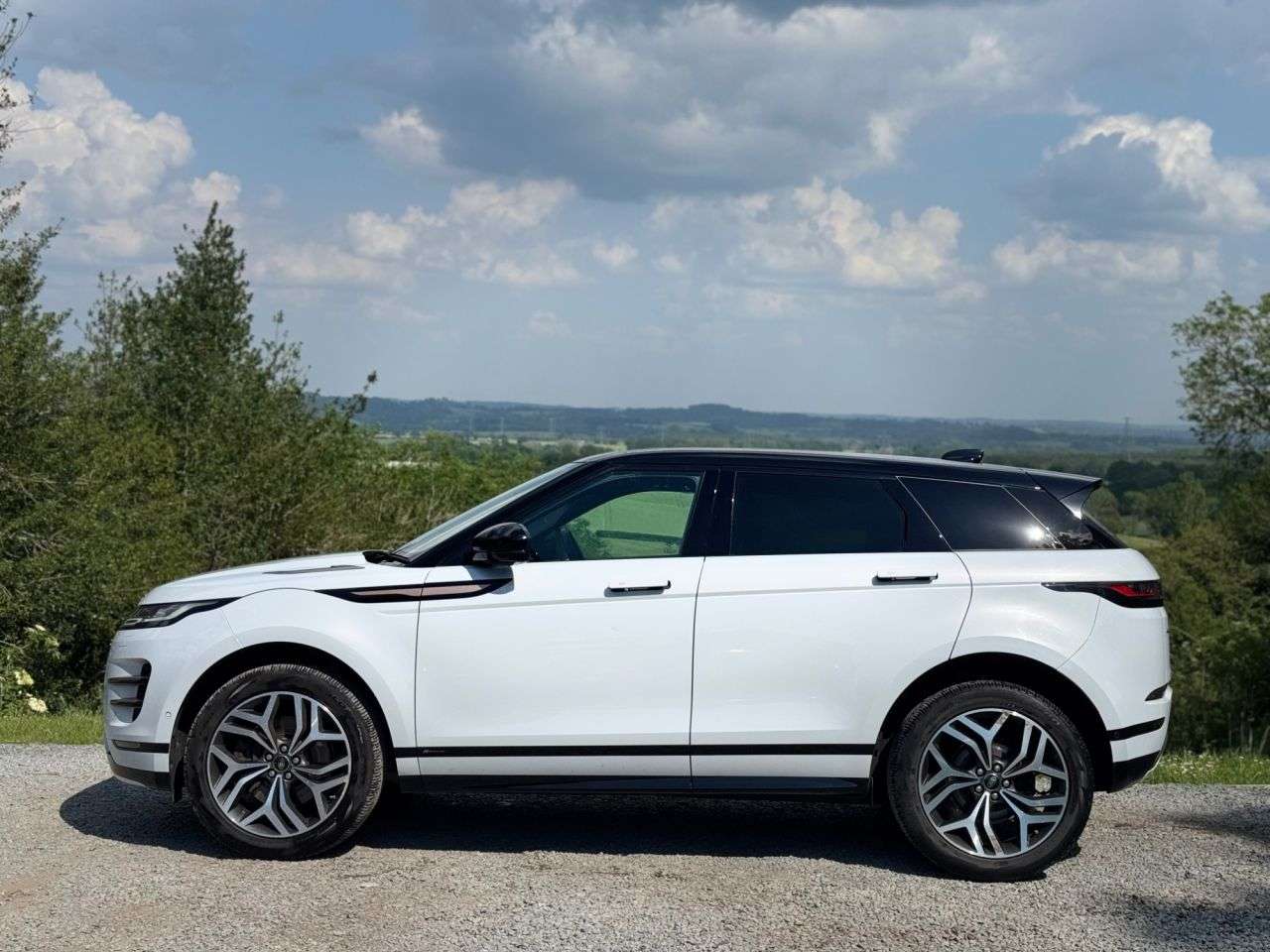2019 LAND ROVER RANGE ROVER EVOQUE 2019 LAND ROVER RANGE ROVER EVOQUE