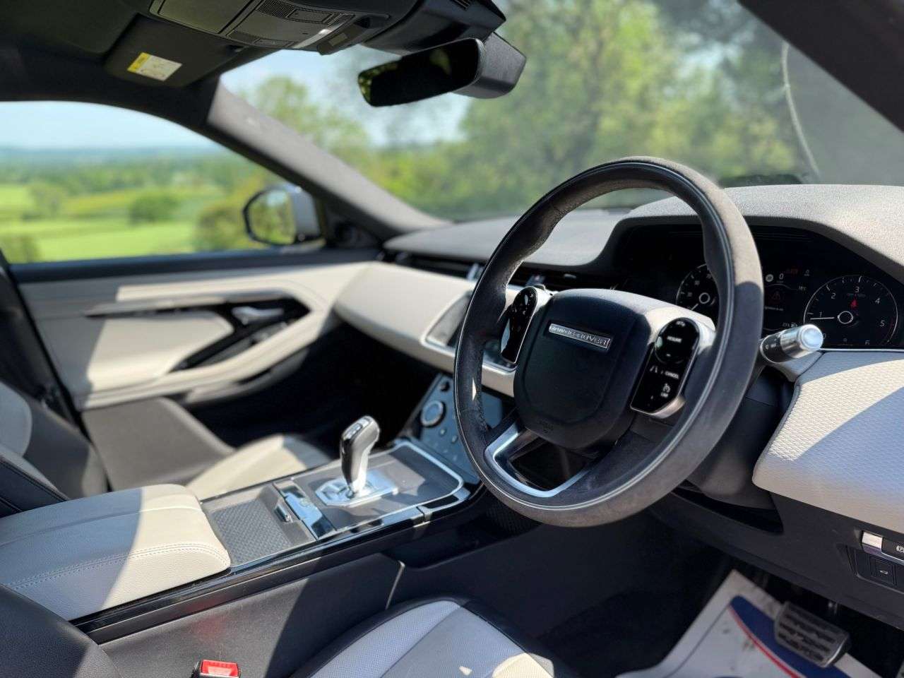 2019 LAND ROVER RANGE ROVER EVOQUE 2019 LAND ROVER RANGE ROVER EVOQUE