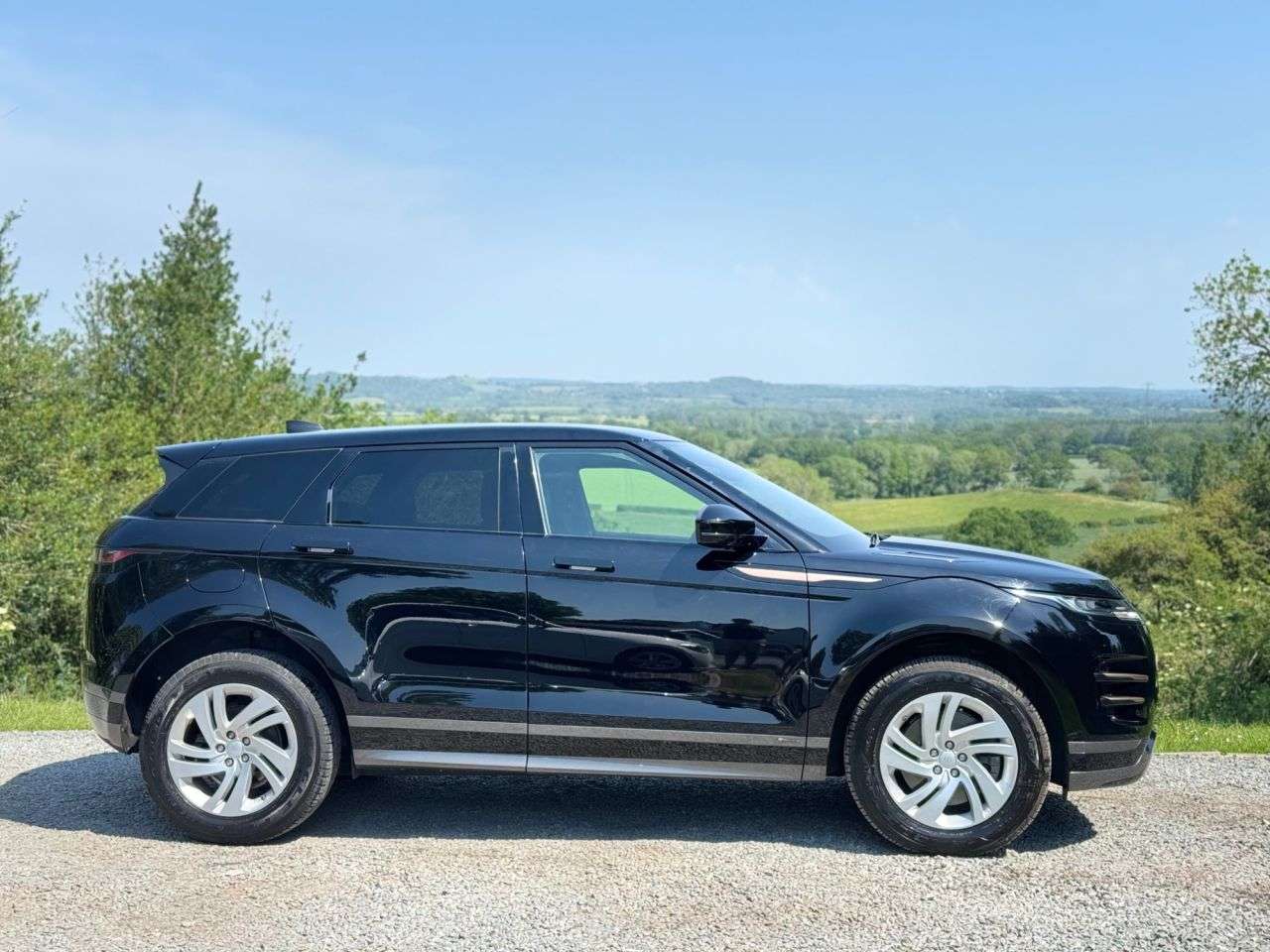 2019 LAND ROVER RANGE ROVER EVOQUE 2019 LAND ROVER RANGE ROVER EVOQUE
