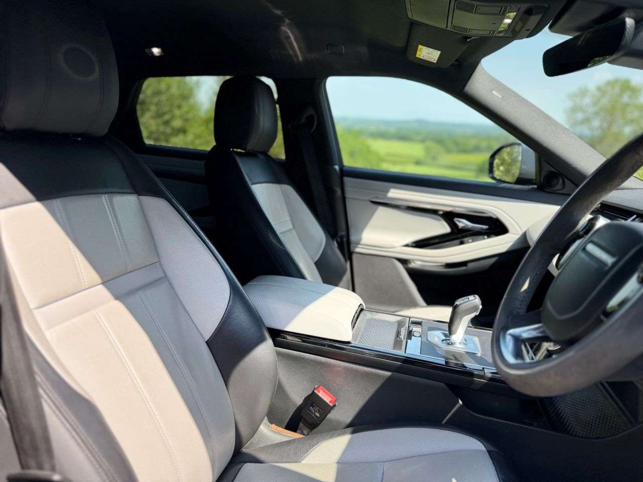 2019 LAND ROVER RANGE ROVER EVOQUE 2019 LAND ROVER RANGE ROVER EVOQUE