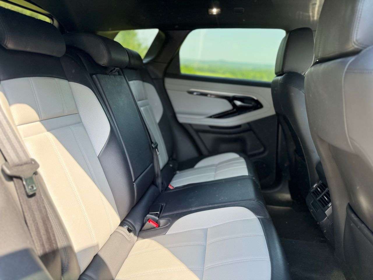 2019 LAND ROVER RANGE ROVER EVOQUE 2019 LAND ROVER RANGE ROVER EVOQUE