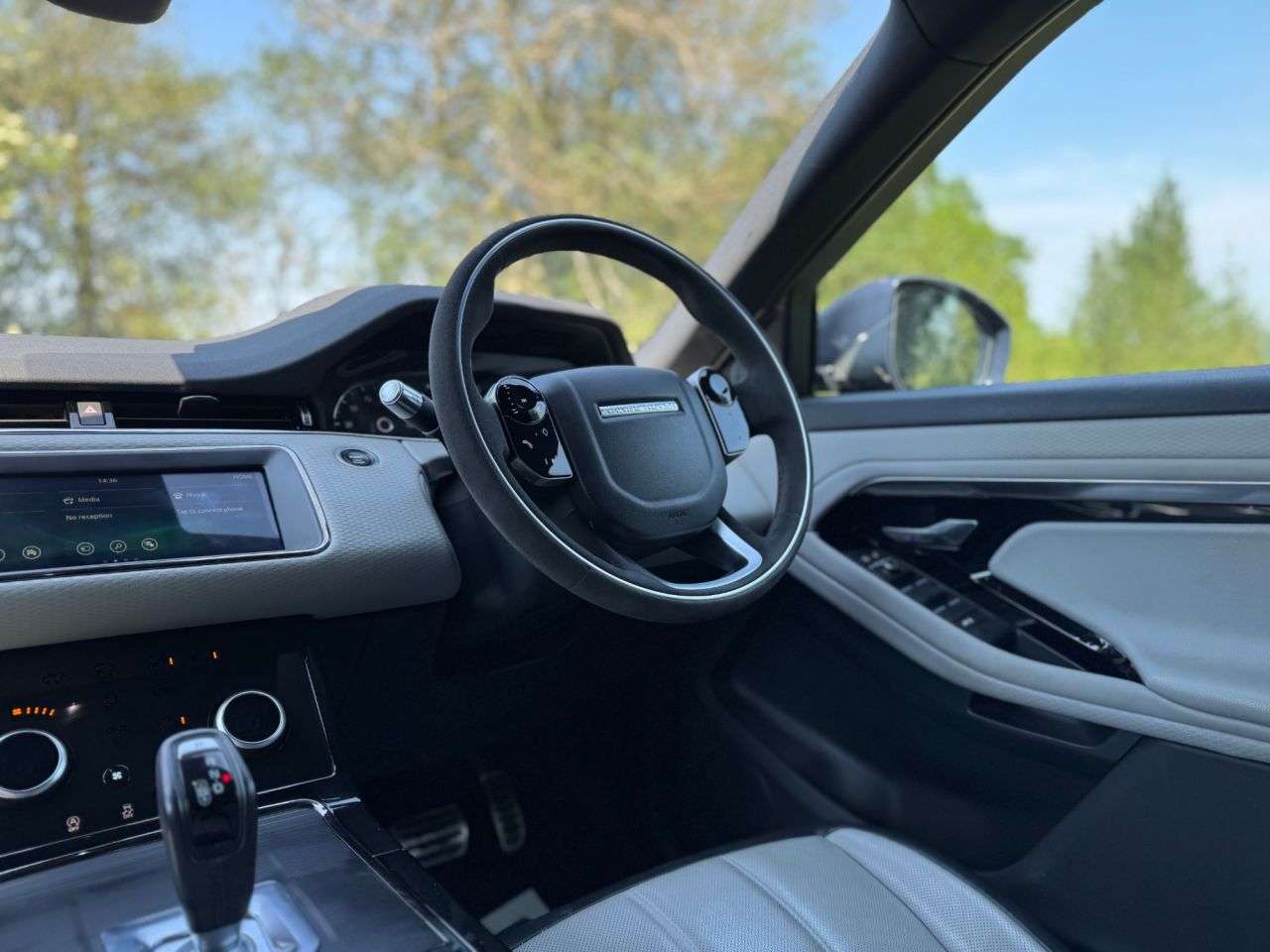 2019 LAND ROVER RANGE ROVER EVOQUE 2019 LAND ROVER RANGE ROVER EVOQUE