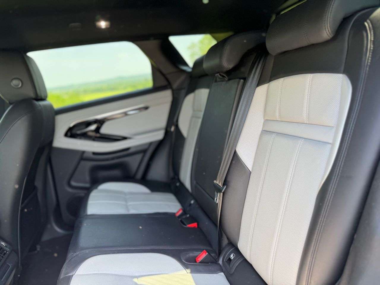 2019 LAND ROVER RANGE ROVER EVOQUE 2019 LAND ROVER RANGE ROVER EVOQUE