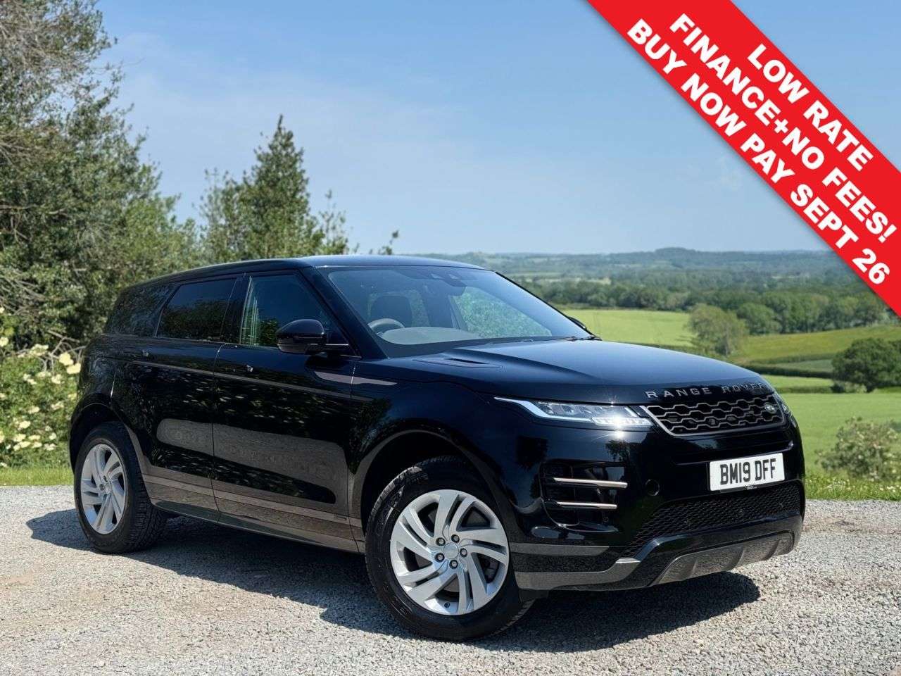 A 2019 LAND ROVER RANGE ROVER EVOQUE 2.0 D180 R-Dynamic S SUV 5dr Diesel Auto 4WD Euro 6 (s/s) (180 ps) A 2019 LAND ROVER RANGE ROVER EVOQUE 2.0 D180 R-Dynamic S SUV 5dr Diesel Auto 4WD Euro 6 (s/s) (180 ps)