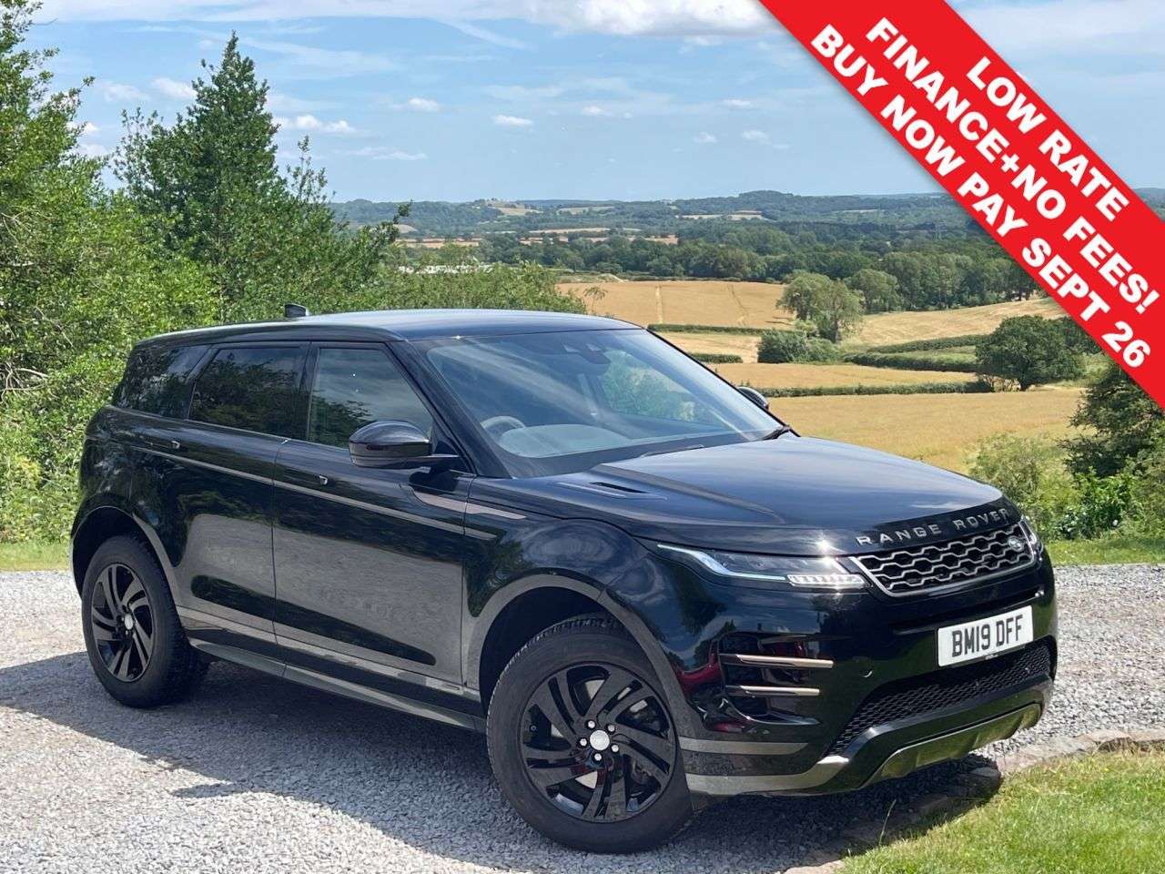 A 2019 LAND ROVER RANGE ROVER EVOQUE 2.0 D180 R-Dynamic S SUV 5dr Diesel Auto 4WD Euro 6 (s/s) (180 ps) A 2019 LAND ROVER RANGE ROVER EVOQUE 2.0 D180 R-Dynamic S SUV 5dr Diesel Auto 4WD Euro 6 (s/s) (180 ps)