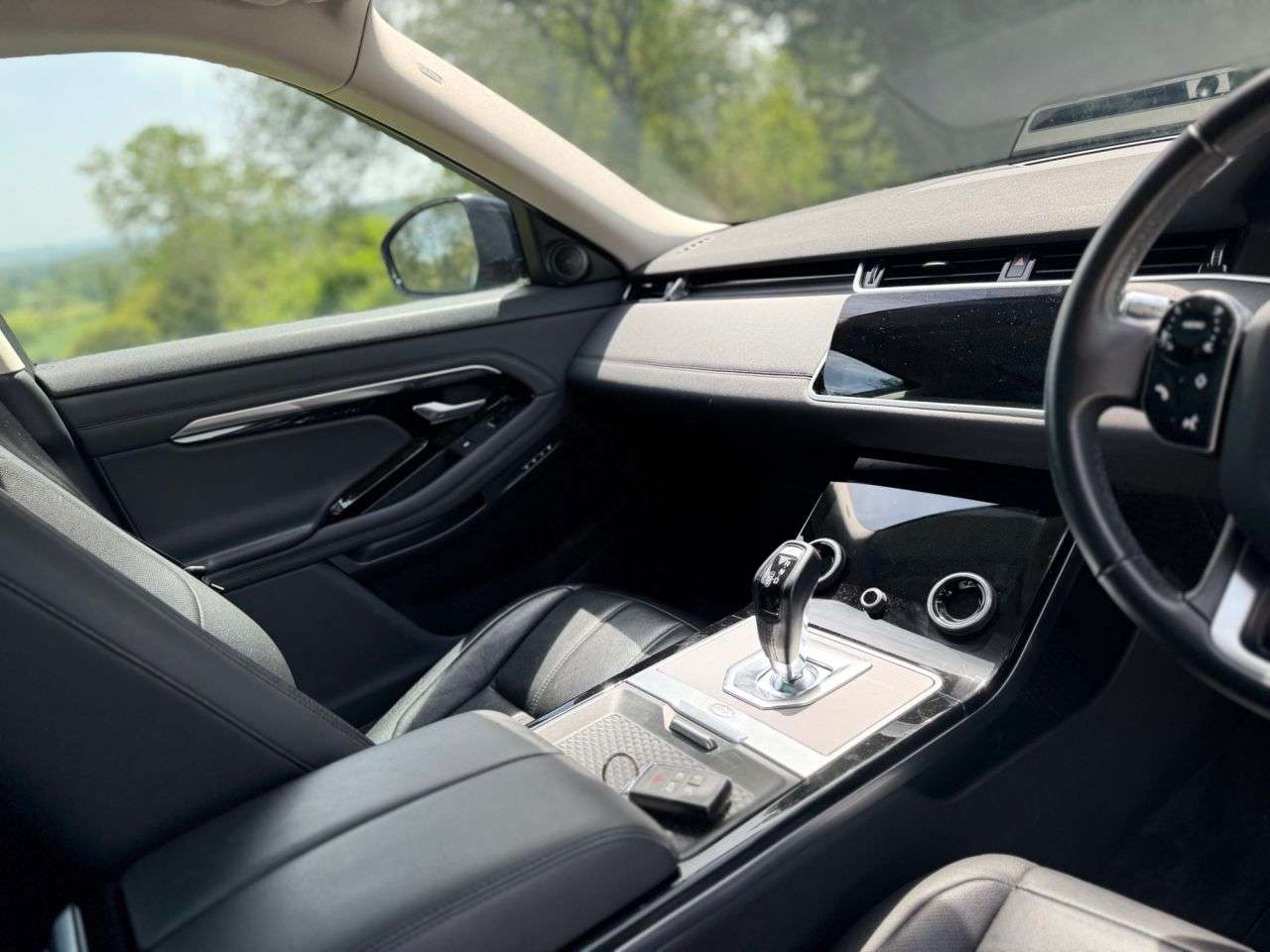 2019 LAND ROVER RANGE ROVER EVOQUE 2019 LAND ROVER RANGE ROVER EVOQUE