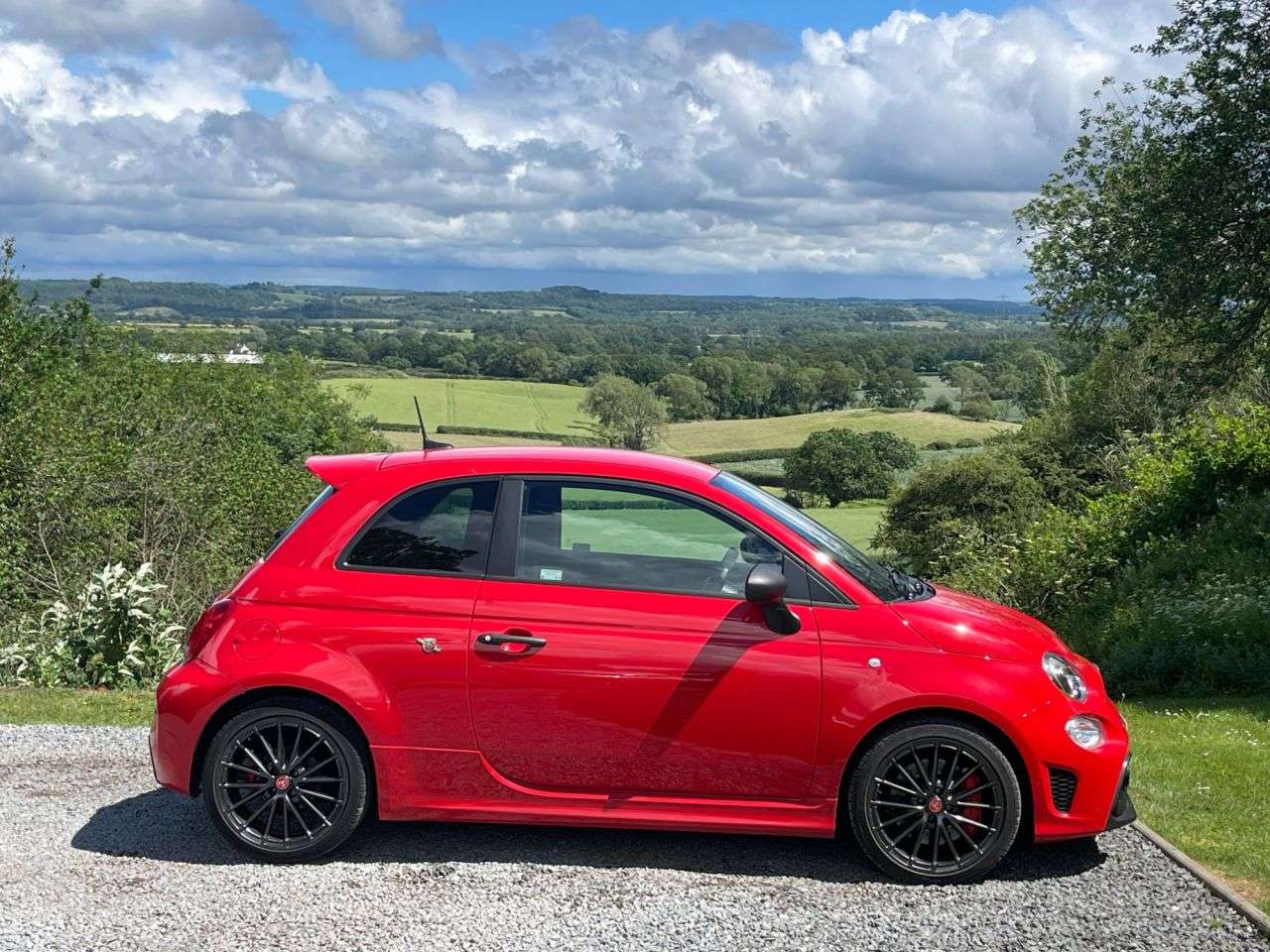 2022 ABARTH 595 2022 ABARTH 595
