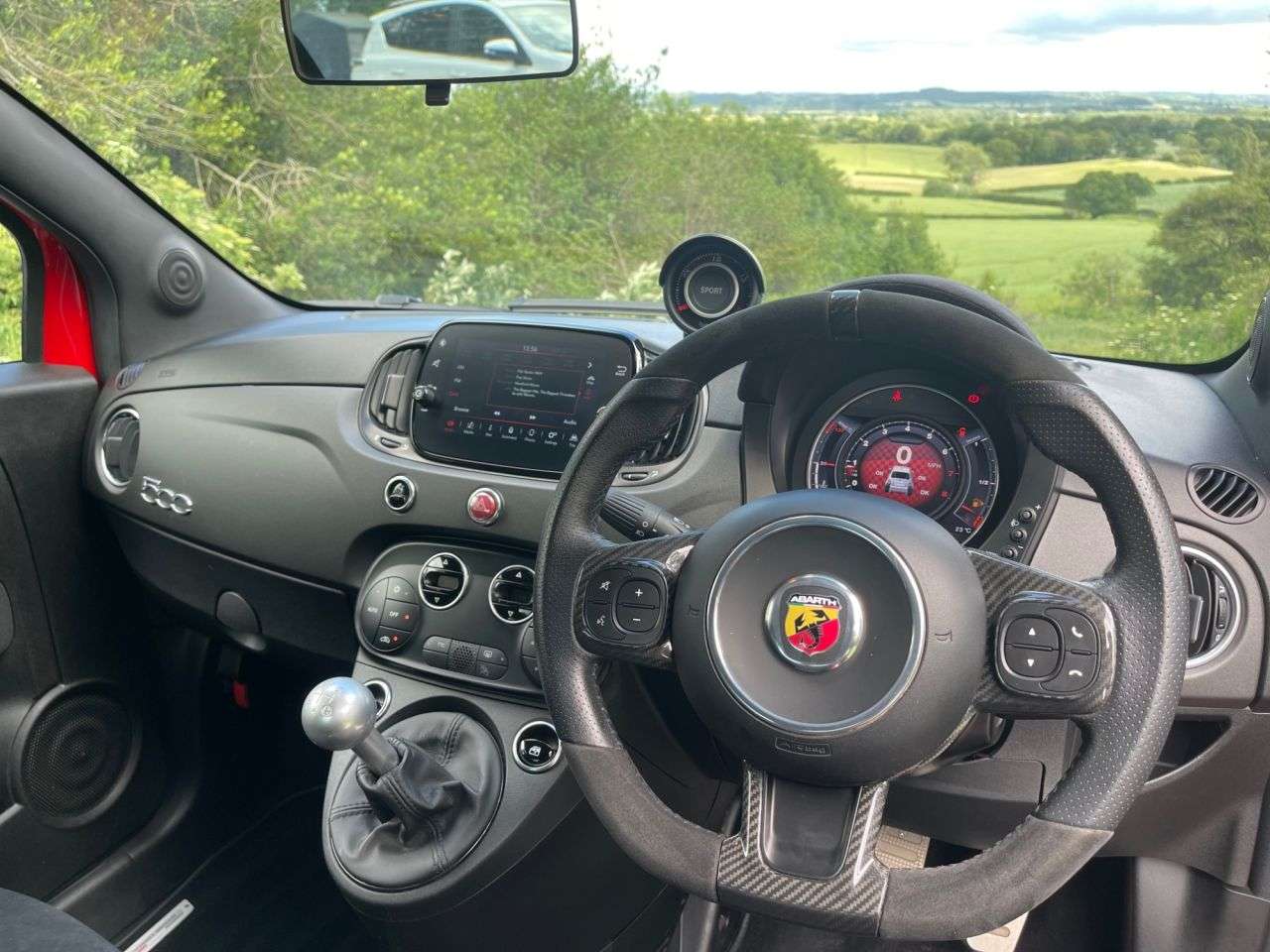 2022 ABARTH 595 2022 ABARTH 595