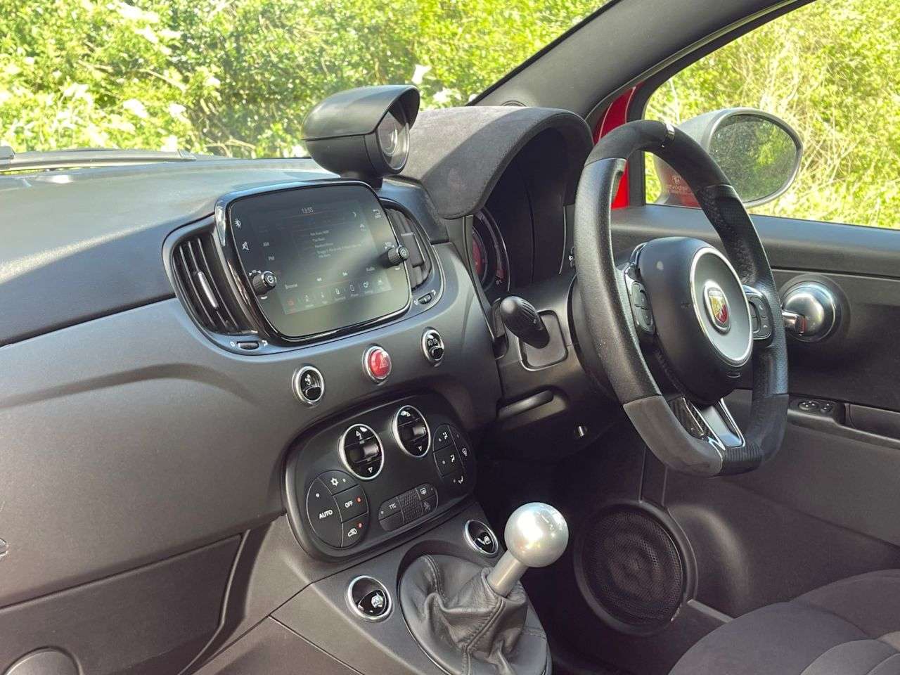 2022 ABARTH 595 2022 ABARTH 595
