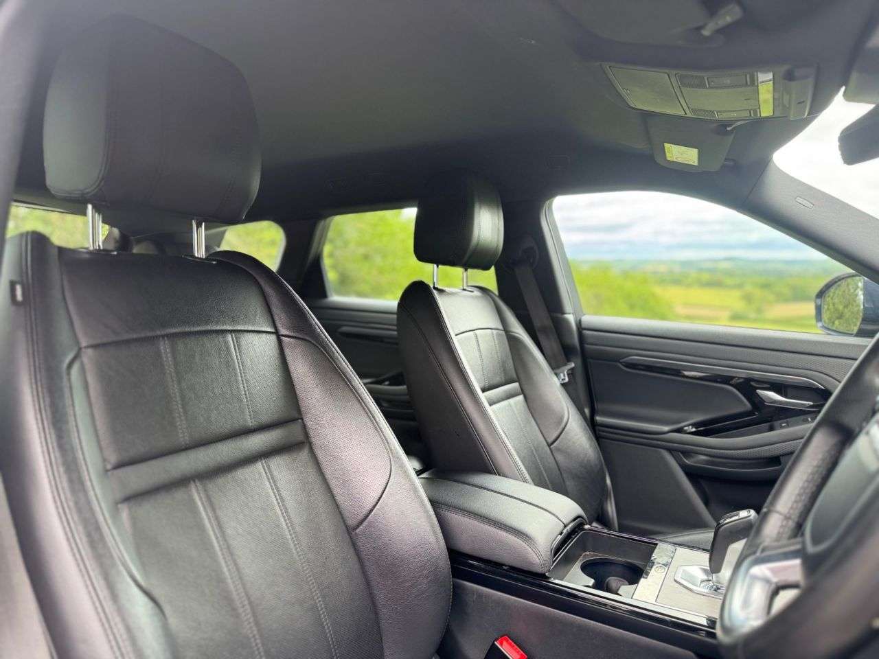 2019 LAND ROVER RANGE ROVER EVOQUE 2019 LAND ROVER RANGE ROVER EVOQUE