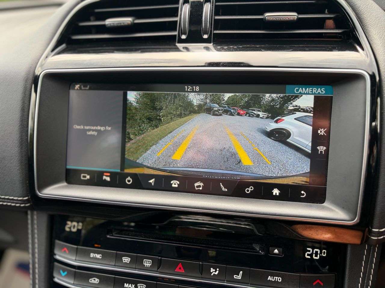 2019 JAGUAR F-PACE 2019 JAGUAR F-PACE