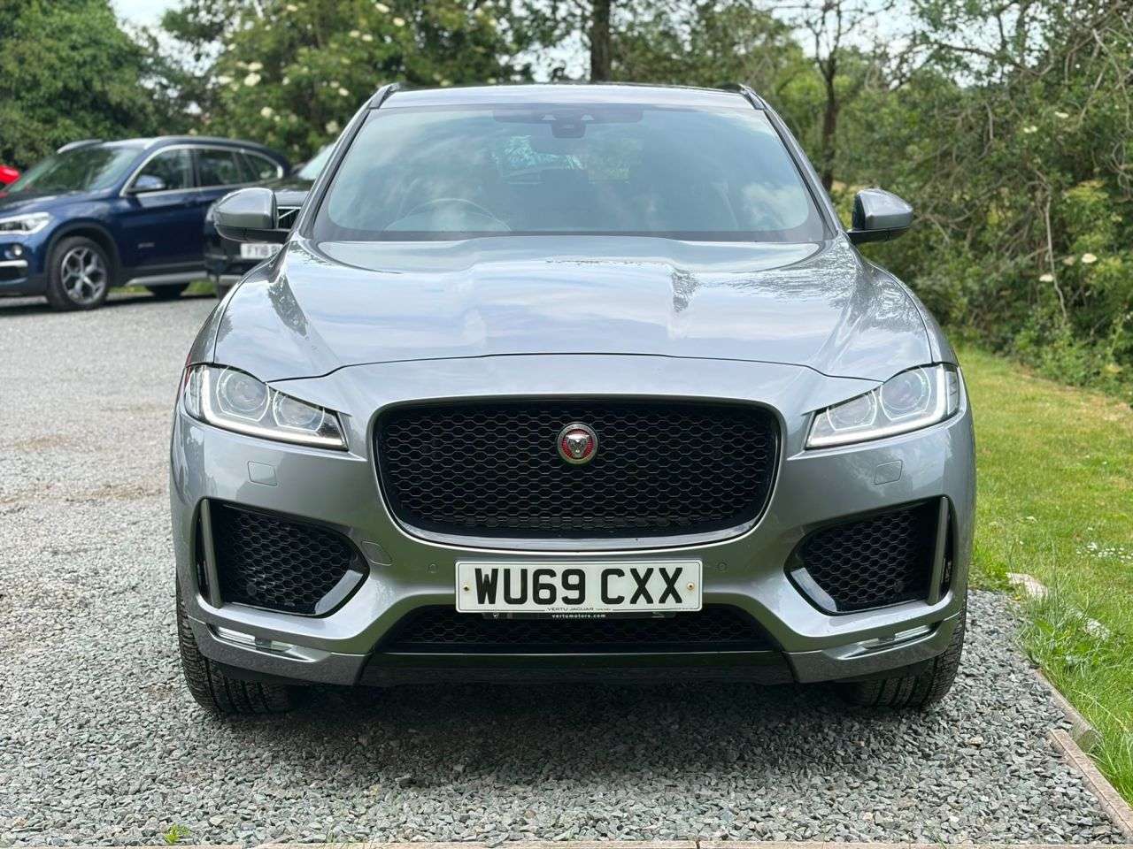 A 2019 JAGUAR F-PACE 2.0 D240 Chequered Flag SUV 5dr Diesel Auto AWD Euro 6 (s/s) (240 ps) A 2019 JAGUAR F-PACE 2.0 D240 Chequered Flag SUV 5dr Diesel Auto AWD Euro 6 (s/s) (240 ps)